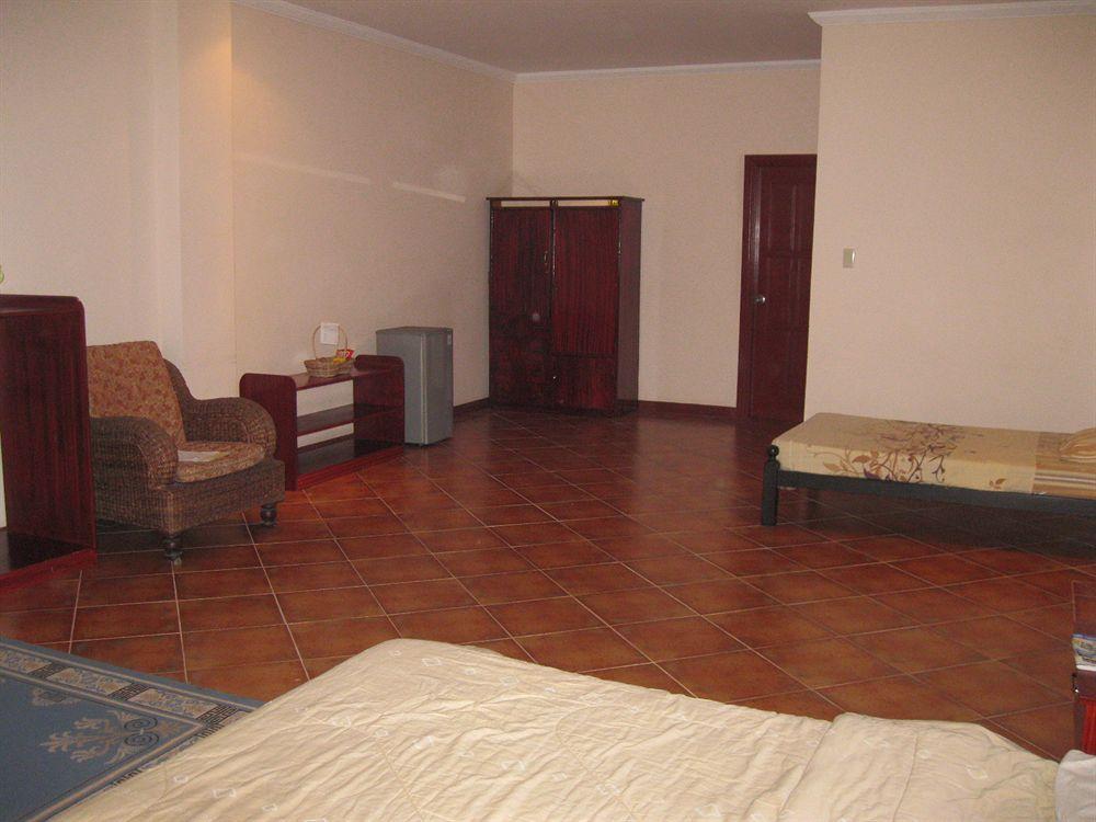 Red Tulip Hotel Angeles Zewnętrze zdjęcie