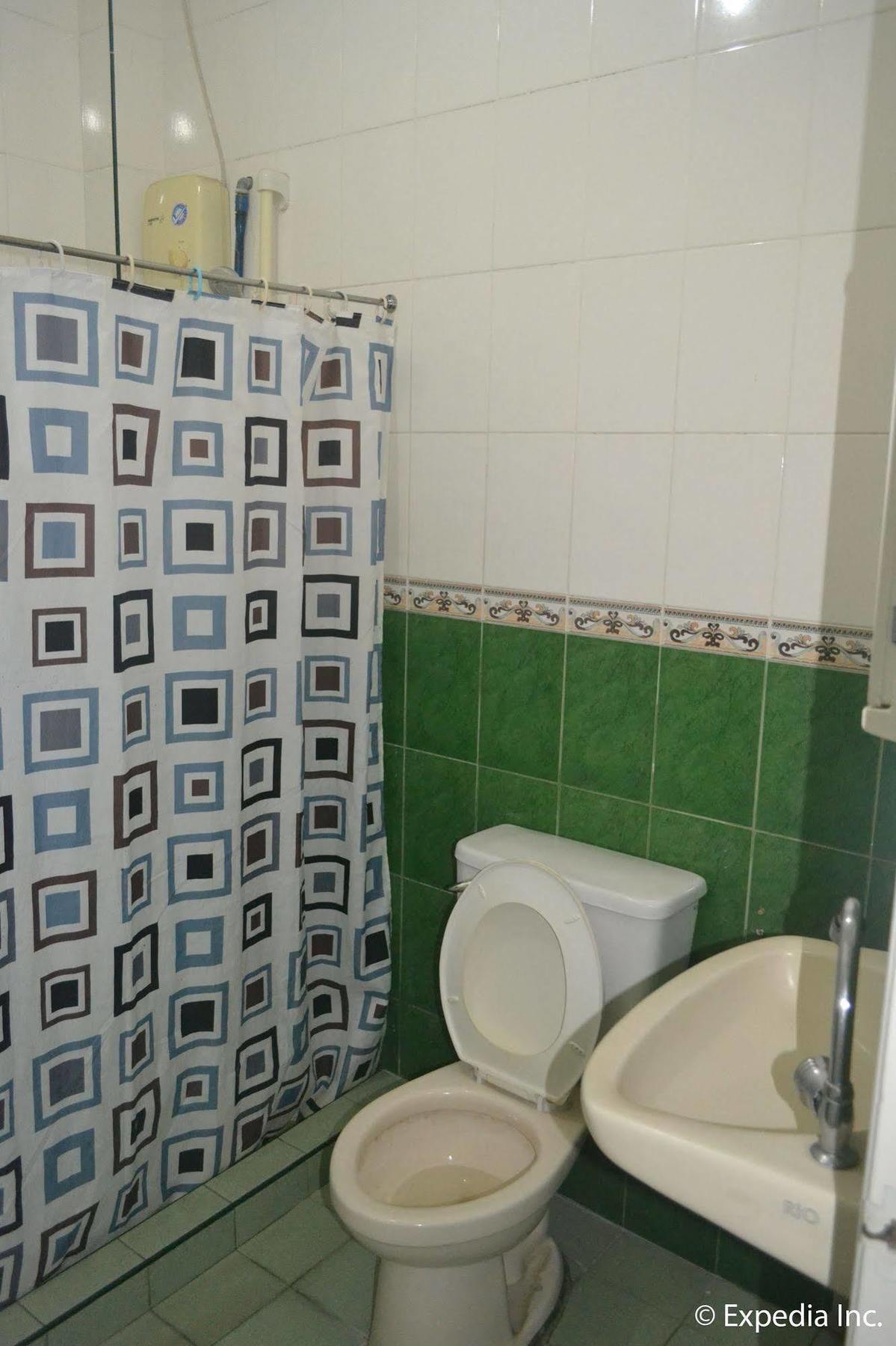 Red Tulip Hotel Angeles Zewnętrze zdjęcie